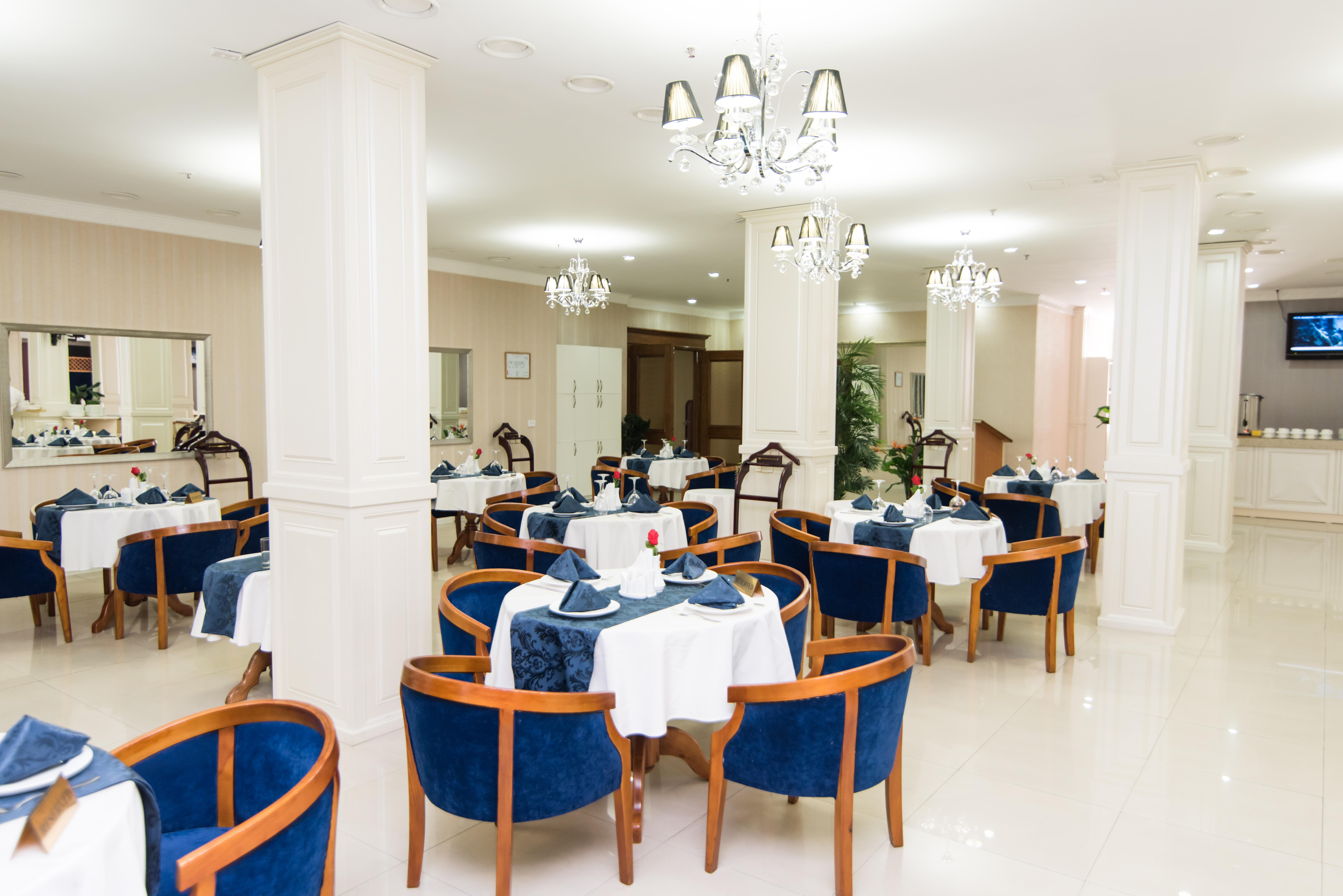 King Hotel Astana Екстериор снимка