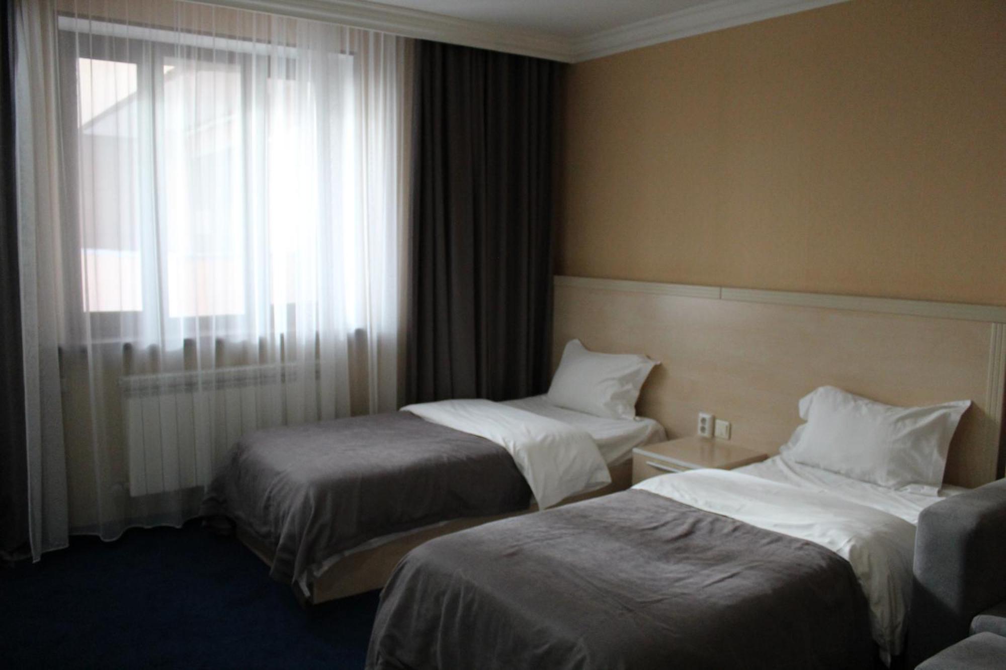 King Hotel Astana Екстериор снимка