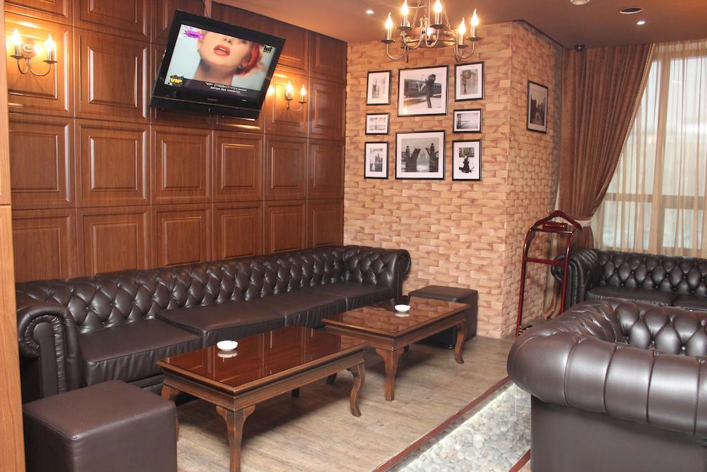 King Hotel Astana Екстериор снимка